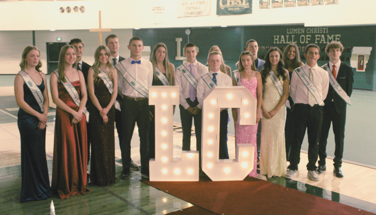Meet your homecoming court